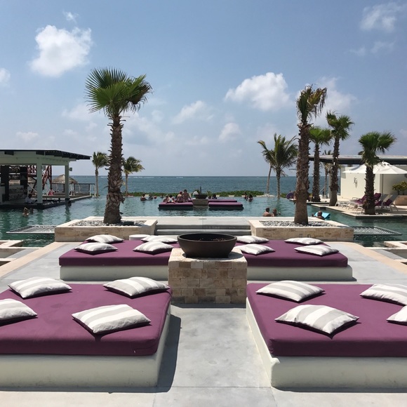 Meet your Posher, Perfect Kini - Picture 16 of 16